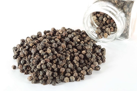 Poivre noir entier, en vrac