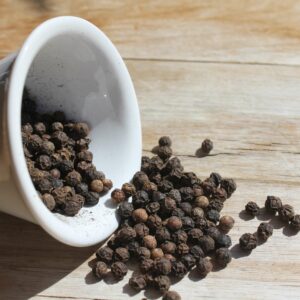 Poivre noir entier Vietnam de Dak Nong BioPoivre noir entier Vietnam de Dak Nong Bio, en vrac