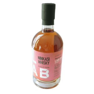 NINKASI LAB 002 Single Cask sélection privéeNINKASI whisky LAB 002, single cask, sélection privée Pomme d'Ambre