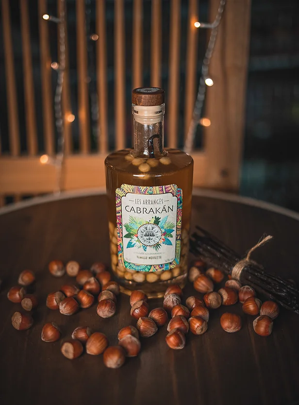 CABRAKAN Vanille-Noisette rhum arrangé 32% – Image 2